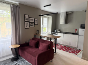 Uyutnaya v Tsentre Goroda Flat