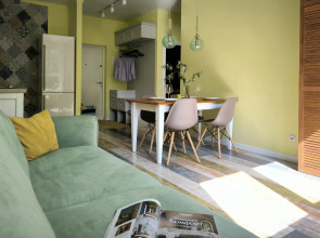 Квартира Комфортная с Просторной Гостиной, Спальней, Детской, Кабинетом и Двумя Санузлами