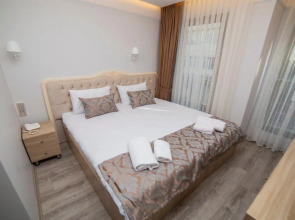 Отель HHK Hotel Downtown