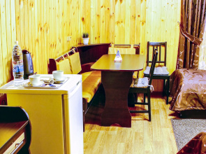 Dom Pasechnika Mini-Hotel