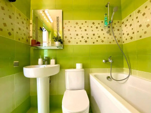 Квартира Сапфир с бассейном и видом на лес