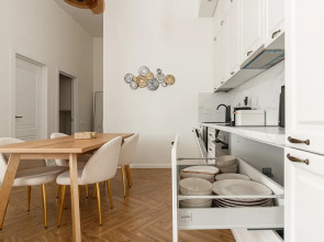 Квартира Большая и Светлая у Таврического Сада