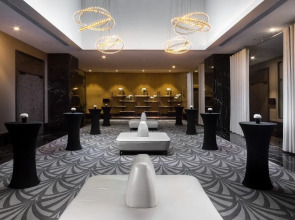 Отель DoubleTree by Hilton Minsk