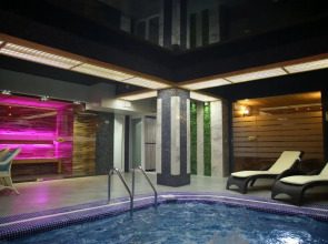 Отель Dilimah Premium Luxury