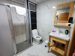 Отель Saruhan