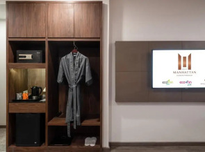Отель Manhattan Sukhumvit Bangkok