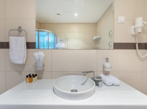 Rockmond 64 Junior Suite 4