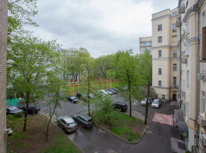 Квартира на Бронной у Патриарших Прудов