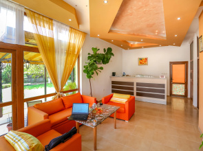 Dafinka Guest House EB Apartments