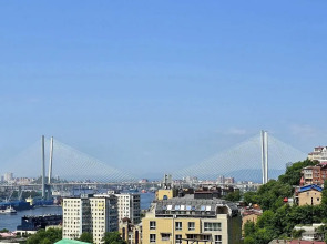 Квартира с видом на Золотой мост возле центра