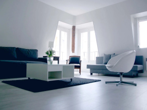 Rue de Ponthieu Central Furnished Apartment