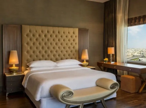 Sheraton Mall of the Emirates Hotel, Dubai