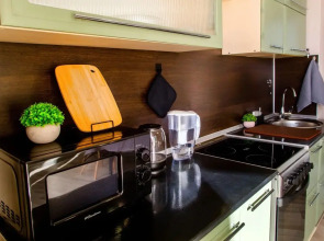 Квартира возле Самолёта