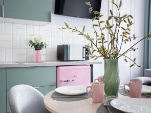 U Metro Myata i Zefir Apartments
