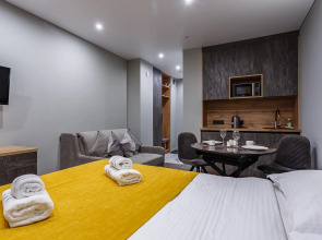 Апартаменты FortEstate 1027