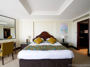 Курортный отель JA The Resort - JA Beach hotel