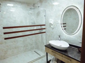 Отель La Corne Baku