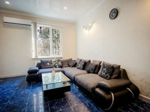 Отель Toma's House