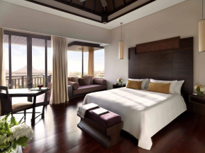 Курортный отель Anantara The Palm Dubai Resort