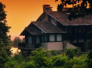 Pugdundee Safaris - Denwa Backwater Escape Satpura Lodging House