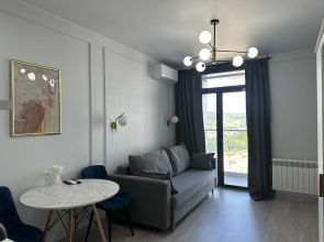 Uyutnaya Komfortnaya S Balkonom V Zhk Kislorod Ul. Yasnogorskaya Flat