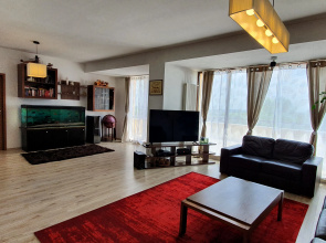 Corbeanca Penthouse Apartments