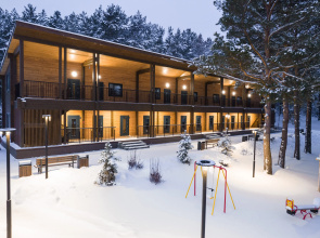 Salairskie Plesy Hotel Country
