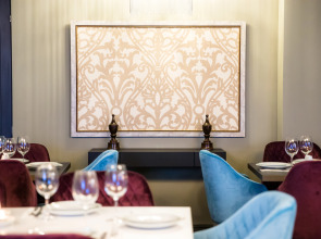 Отель Brosse Garden