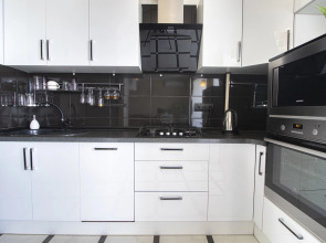 Апартаменты Двухкомнатная квартира на набережной