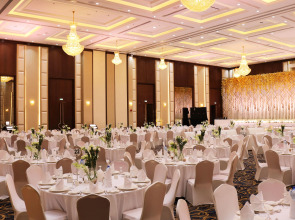 Al Bahar Hotel & Resort