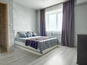 Guru S Vidom Na Amur V Tsentre Goroda Flat