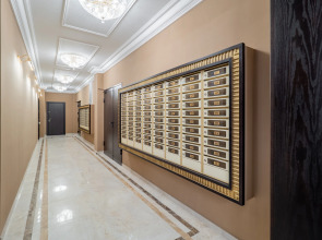 Апартаменты Сокол на верхнем этаже с балконом