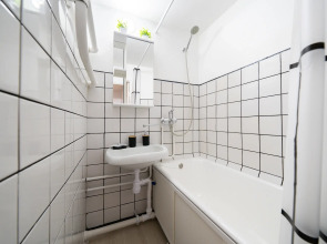 Квартира Однокомнатная Natali apart около центра Блохина на метро Каширская