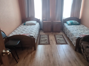 Отель Золотой улей