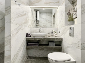 Апартаменты с видом на парк и Матисов канал