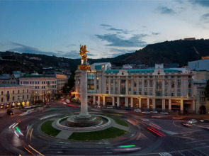 Отель Courtyard by Marriott Tbilisi