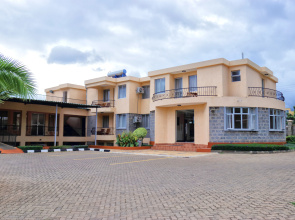 Longview Suites Hotel
