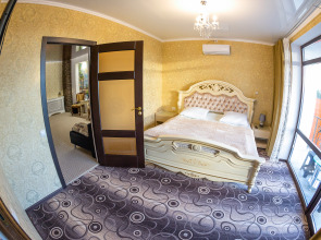 Отель Империал