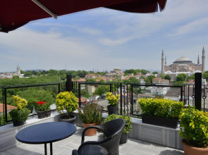 Отель Agora Life