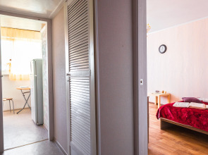 Апартаменты 1 шаг на Белы Куна 13