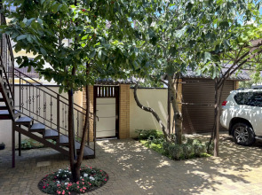 Частный Дом 120 2 Комнатный Этаж с Кухней