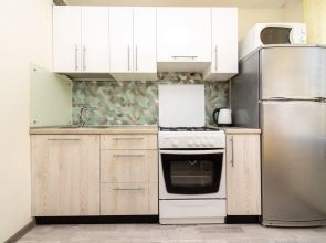 Апартаменты Однокомнатные рядом с рестораном Друзья