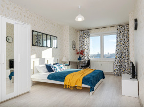 Апартаменты Светлая Уютная Однушка у Комсомольской Площади