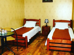 Ingrid Hotel