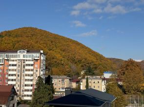 Апартаменты с балконом у реки рядом с пляжем