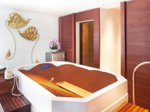 Отель Aksorn Rayong The Vitality Collection