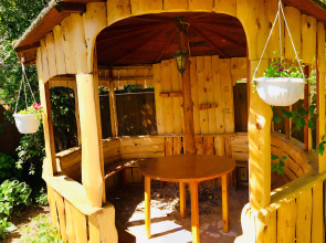 Гостевой Дом  У Звонницы монастыря с баней