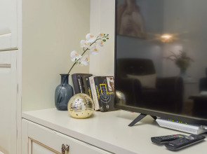 Квартира GM Apartments на 16 этаже Сталинской высотки