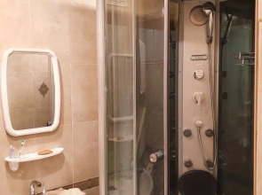 Квартира Двухкомнатная квартира в районе рынка