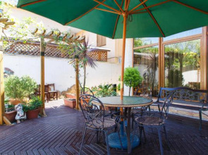 Гостевой Дом Лаура